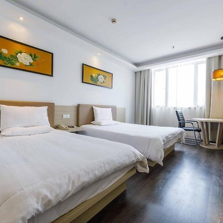 Hanting Express Shanghai Changshou Road מראה חיצוני תמונה